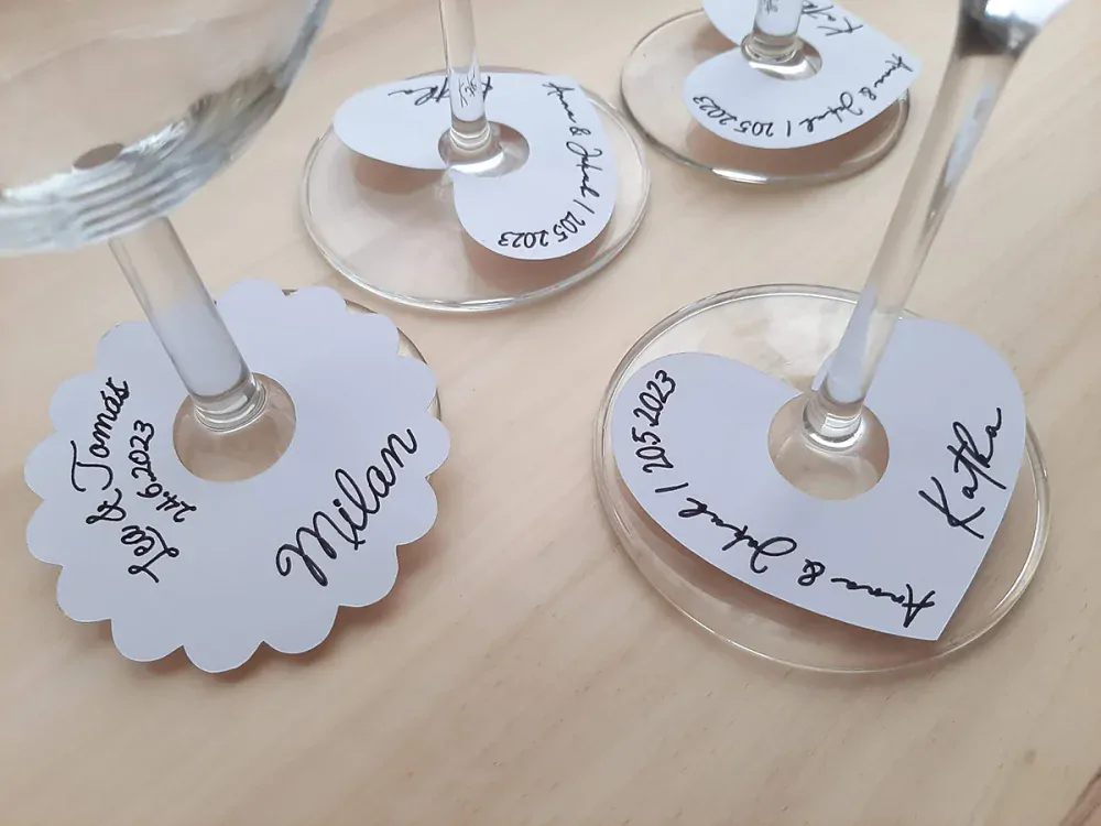 Svadobné menovky na poháre