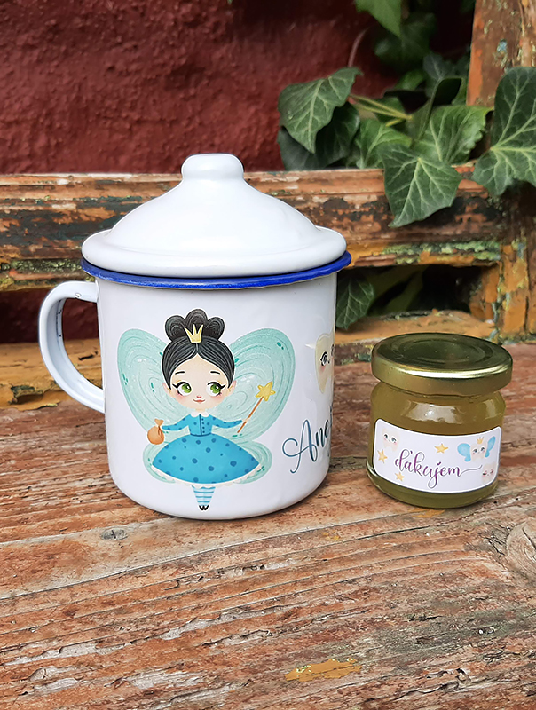 Retro hrnček Zúbková víla